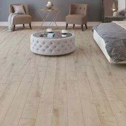 Tyler Oak Laminate Flooring AC4 12x159x1380mm 1.76m²
