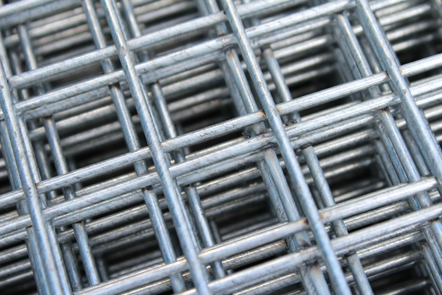 8x4ft Welded Wire Panel | 12 Gauge Wire | Galvanised | 2" Holes 1 8x4ft Welded Wire Panel | 12 Gauge Wire | Galvanised | 2" Holes