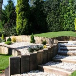 Oak Railway Sleepers (x40) | 1.2m X 200mm X 100mm 12 Oak Railway Sleepers (x40) | 1.2m X 200mm X 100mm -Osmo Sale img 3368 web0 lg sq 3