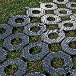 Geocross Roll In Grass And Soil Reinforcement | 1sqm -Osmo Sale laying geocross 6