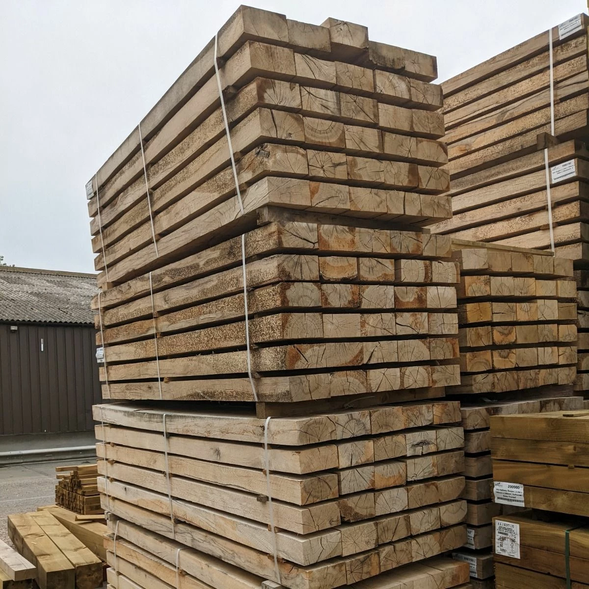 Grade B Oak Sleeper | 2.4m X 100mm X 200mm 1 Grade B Oak Sleeper | 2.4m X 100mm X 200mm