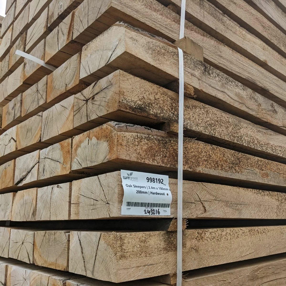 Grade B Oak Sleeper | 2.4m X 100mm X 200mm 7 Grade B Oak Sleeper | 2.4m X 100mm X 200mm - Image 7