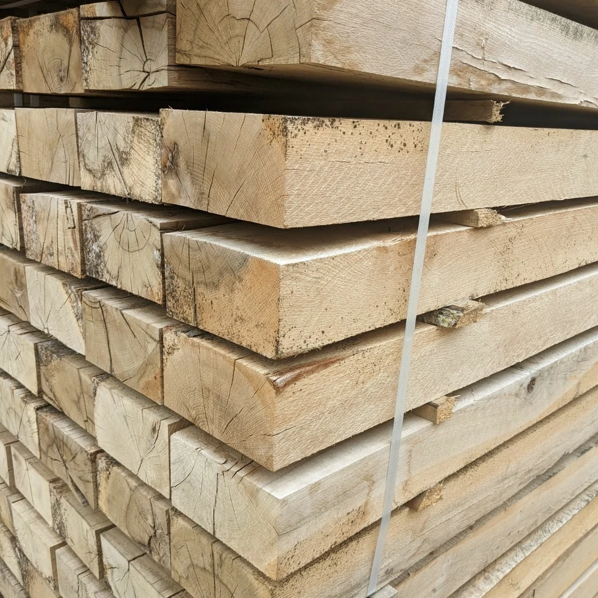 Grade B Oak Sleeper | 2.4m X 100mm X 200mm 6 Grade B Oak Sleeper | 2.4m X 100mm X 200mm - Image 6